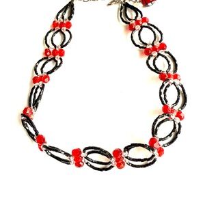Elegant Black and Red Beaded Necklace